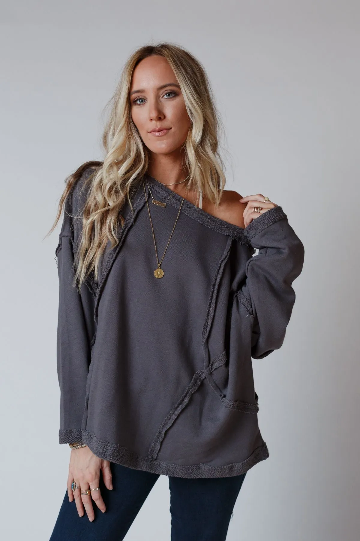 Bailey Oversized Raw Edge Top - Charcoal