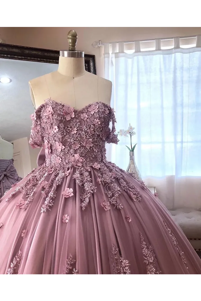 Ball Gown Off The Shoulder Tulle Quinceanera Dress With Lace Appliques Puffy Prom STKP3HM7KB3