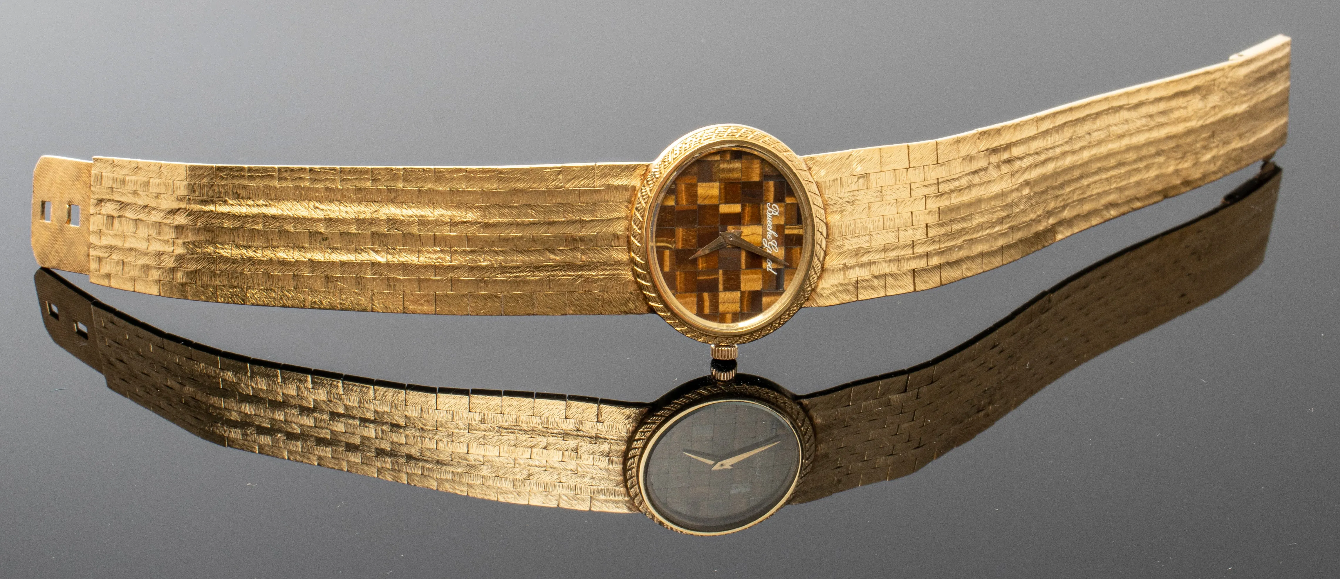 Bueche-Girod 18K Yellow Gold Tiger's Eye Watch