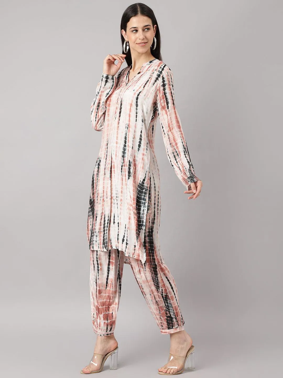 Divena Cream Muslin Tie and Dye Kurta with Ham Cuffed Pant Set