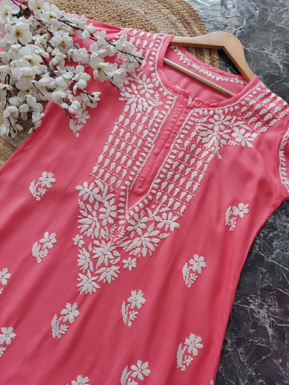 Dori Modal Chikankari Kurti