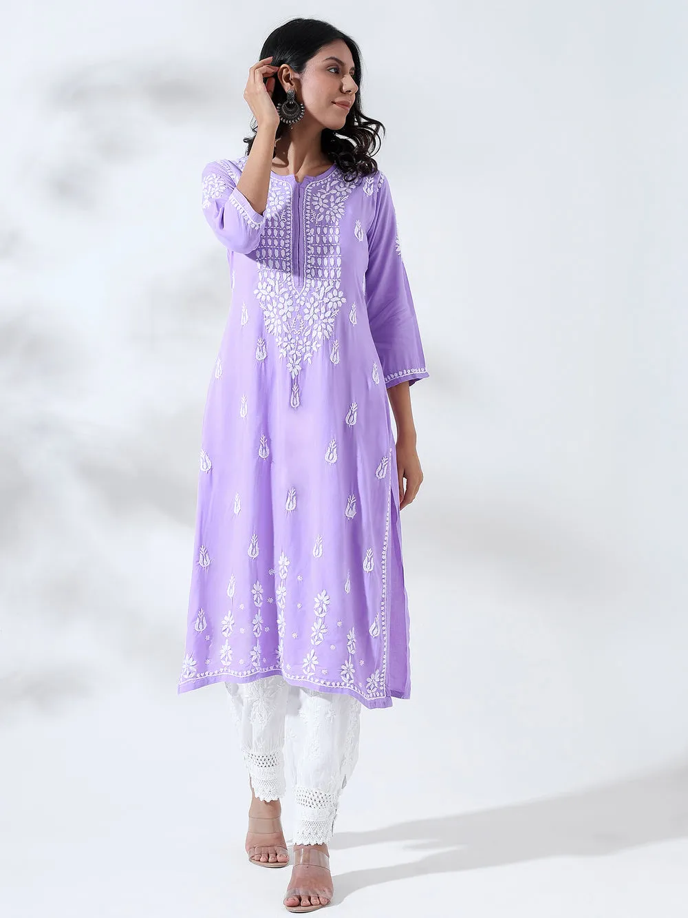 Dori Modal Chikankari Kurti