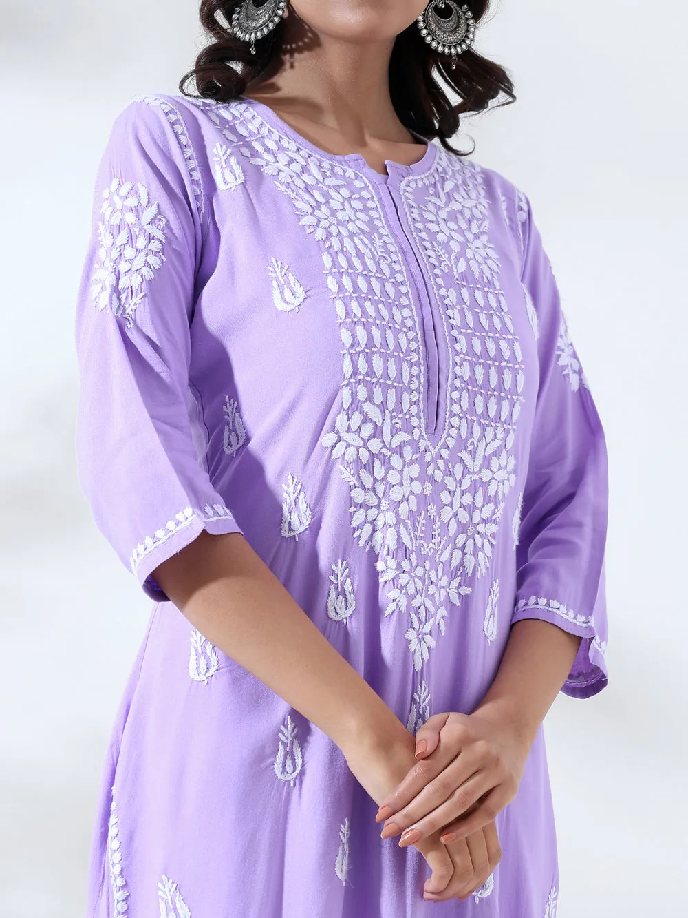 Dori Modal Chikankari Kurti