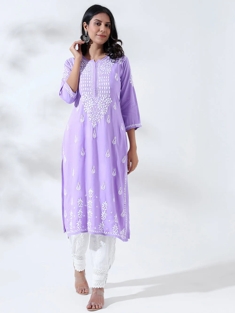 Dori Modal Chikankari Kurti