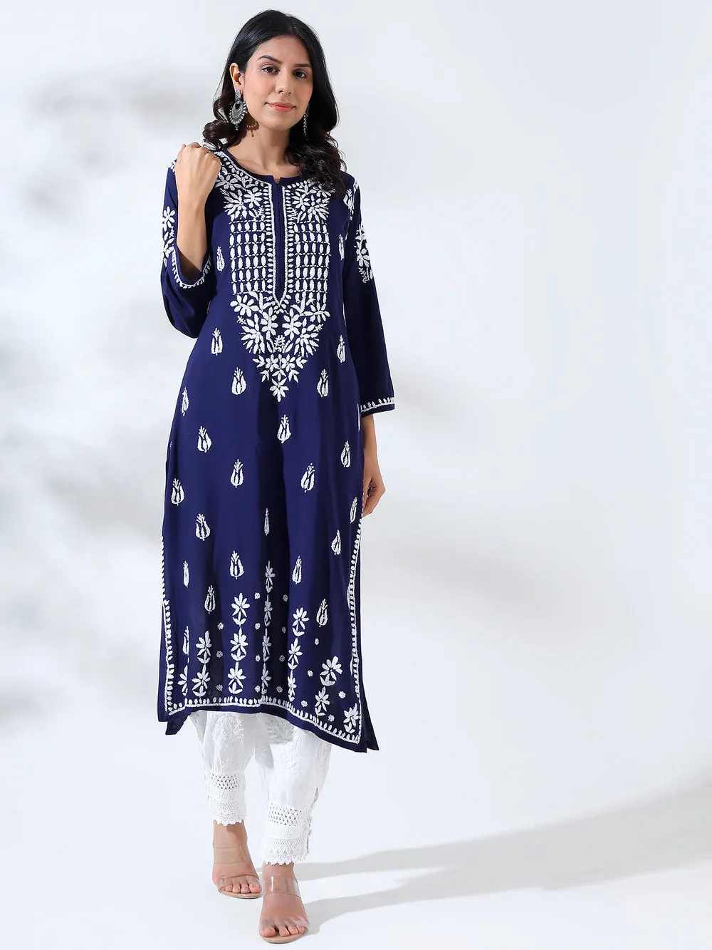 Dori Modal Chikankari Kurti