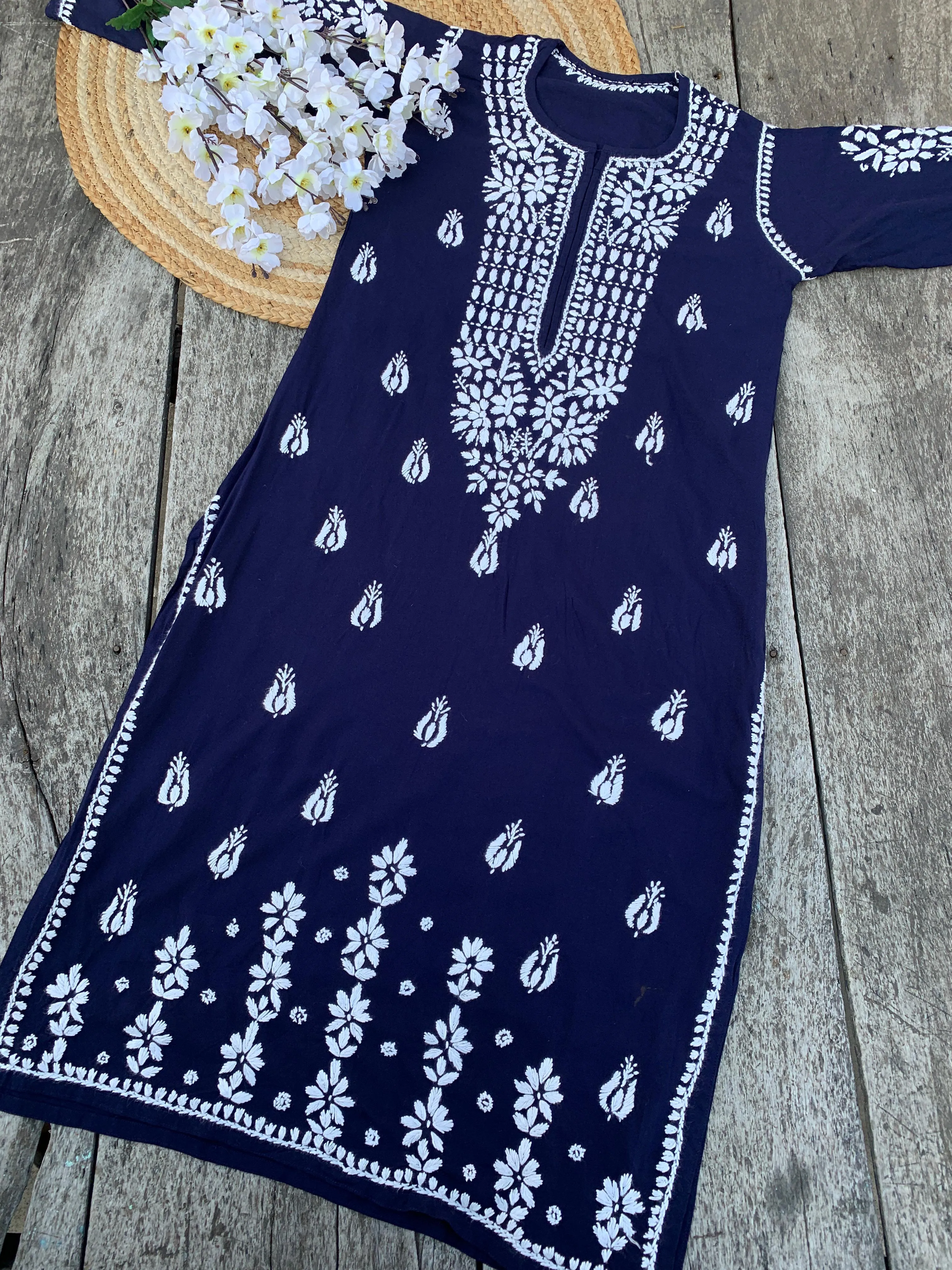 Dori Modal Chikankari Kurti