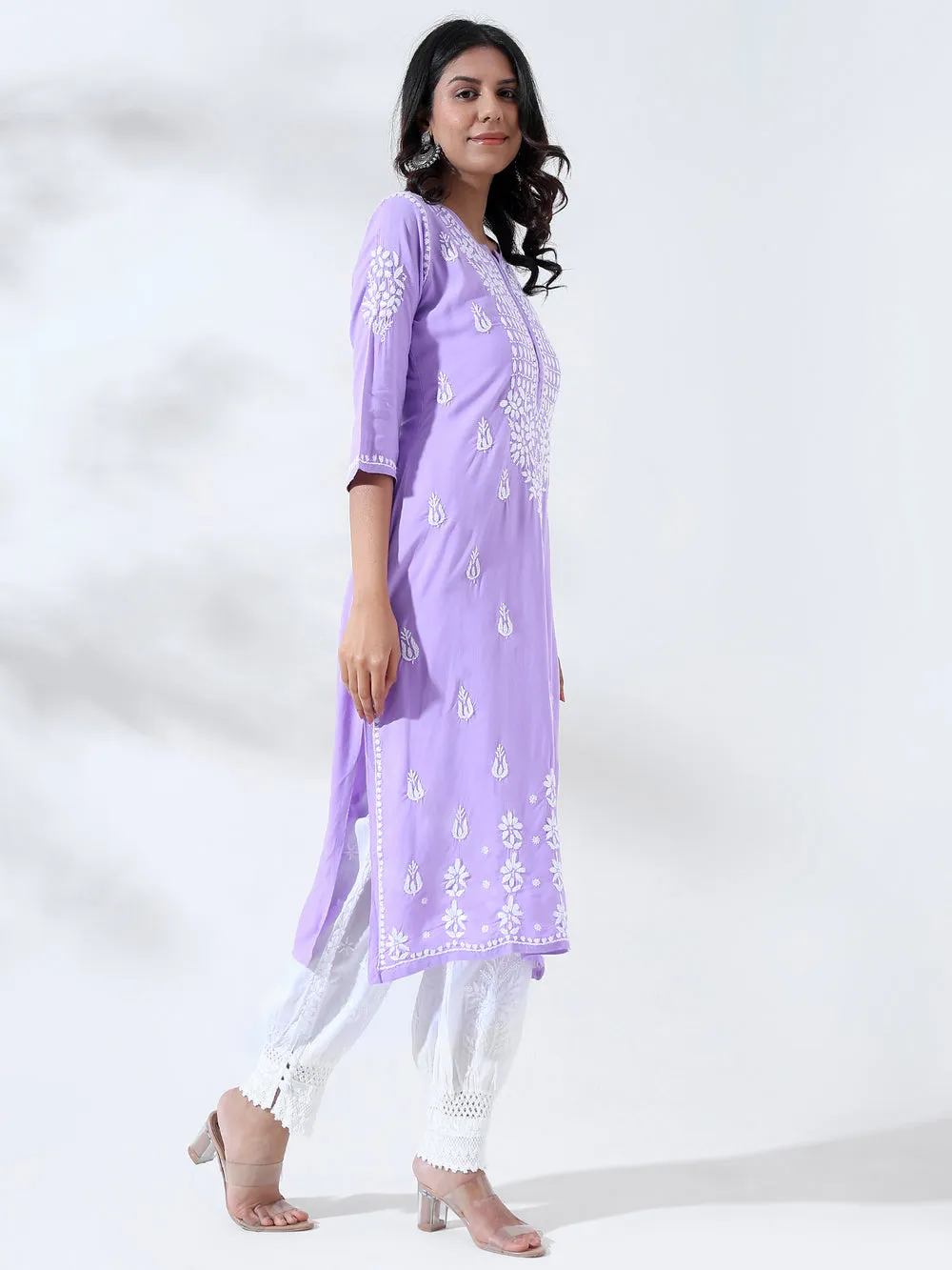 Dori Modal Chikankari Kurti