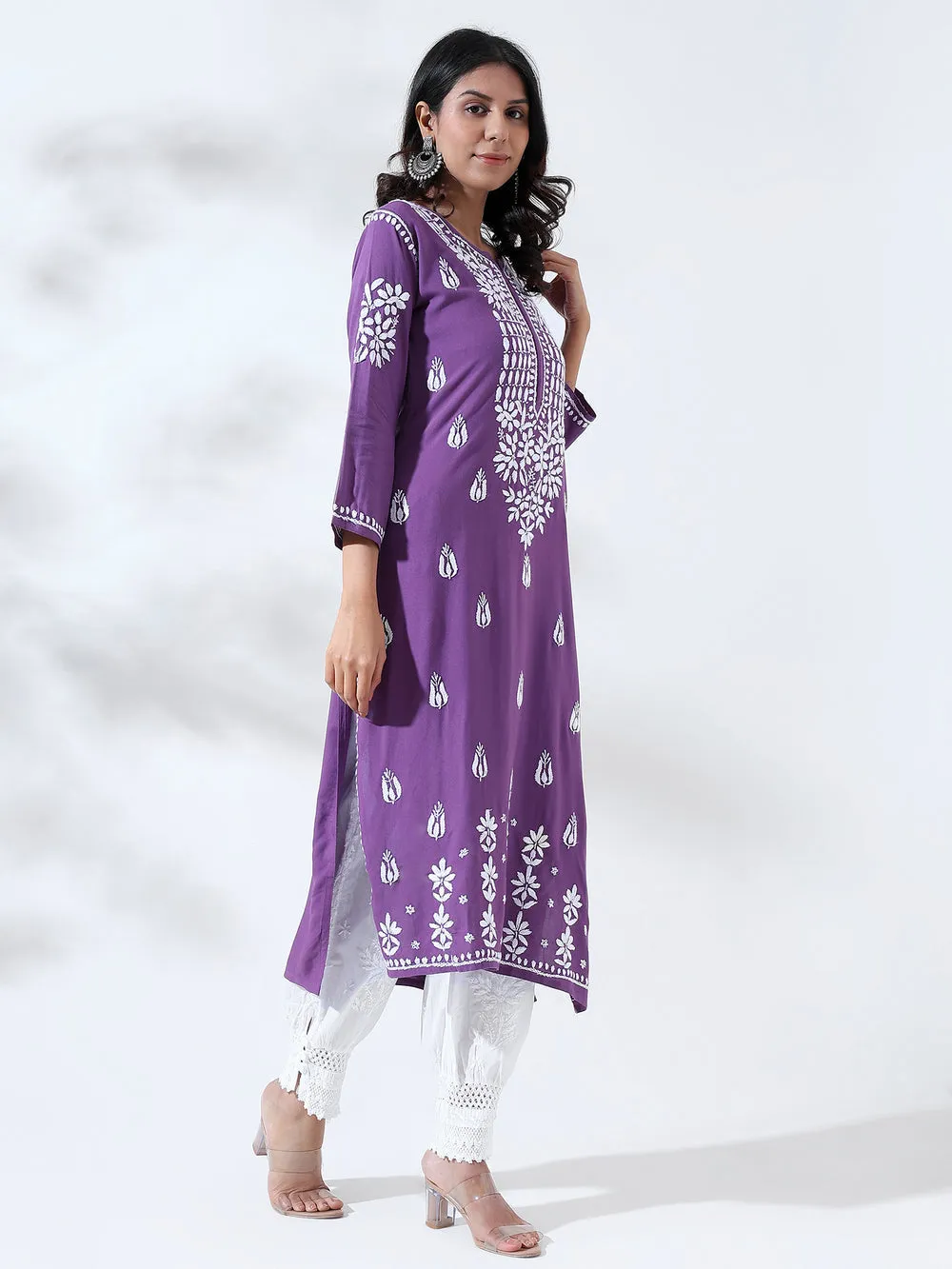 Dori Modal Chikankari Kurti