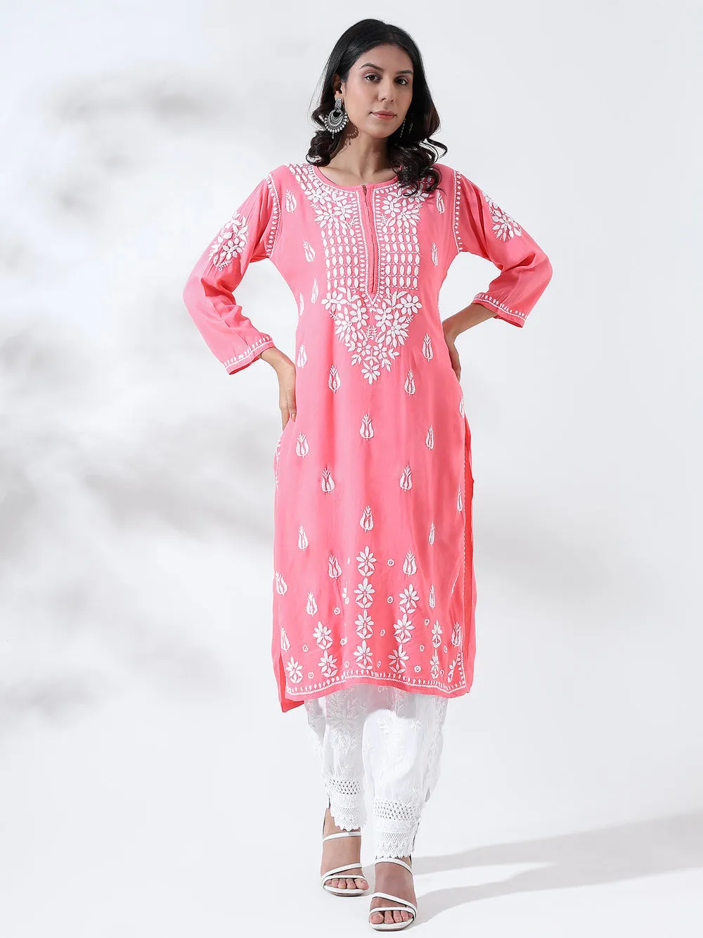 Dori Modal Chikankari Kurti