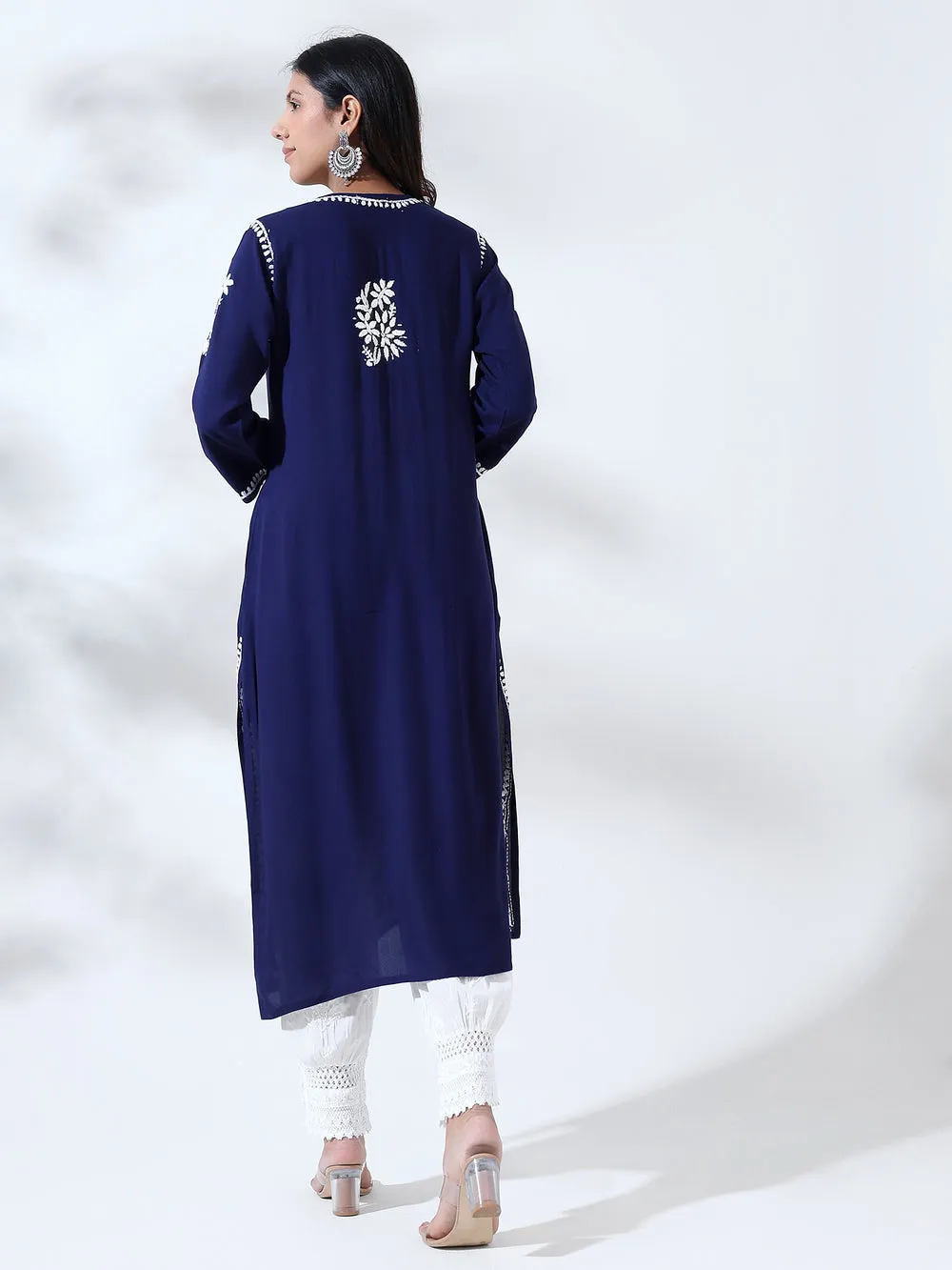 Dori Modal Chikankari Kurti