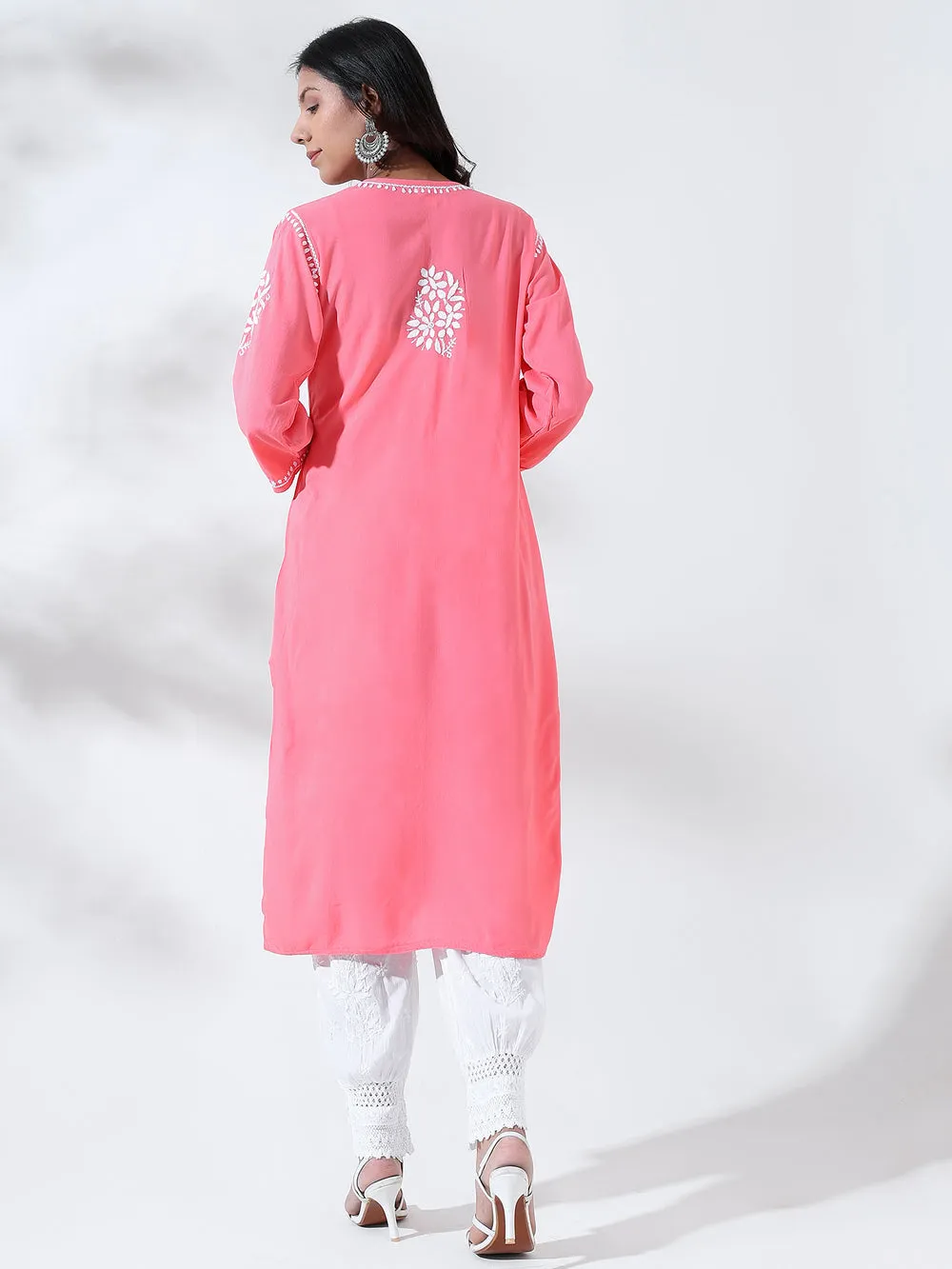 Dori Modal Chikankari Kurti