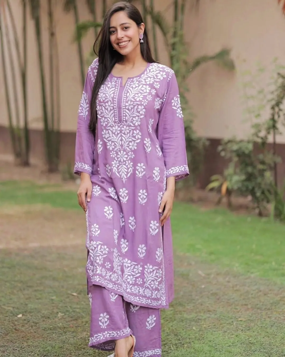 Dua Modal Premium Chikankari Kurti Set