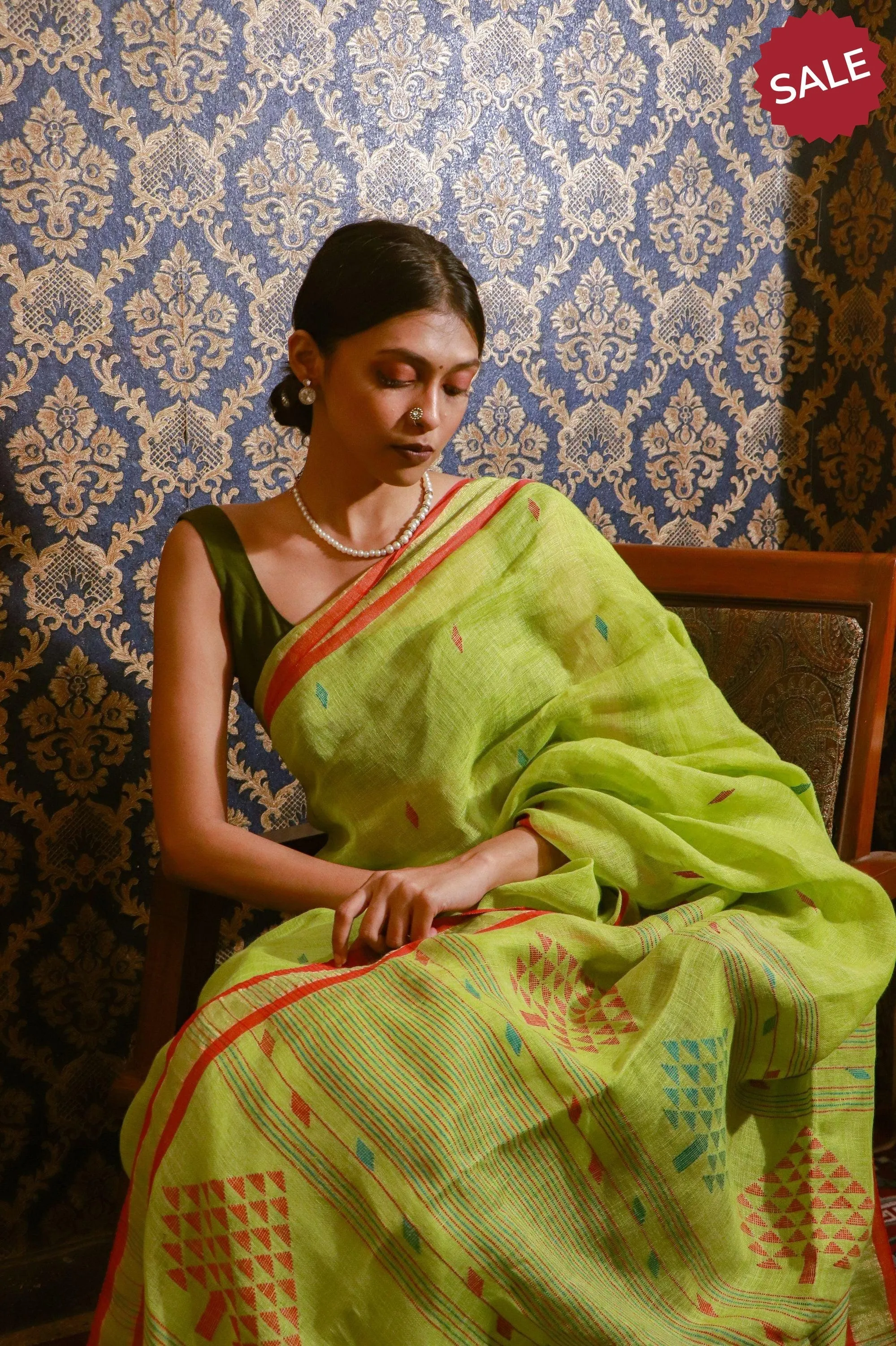 Kaisori Ekaya Harita Linen Jamdani saree