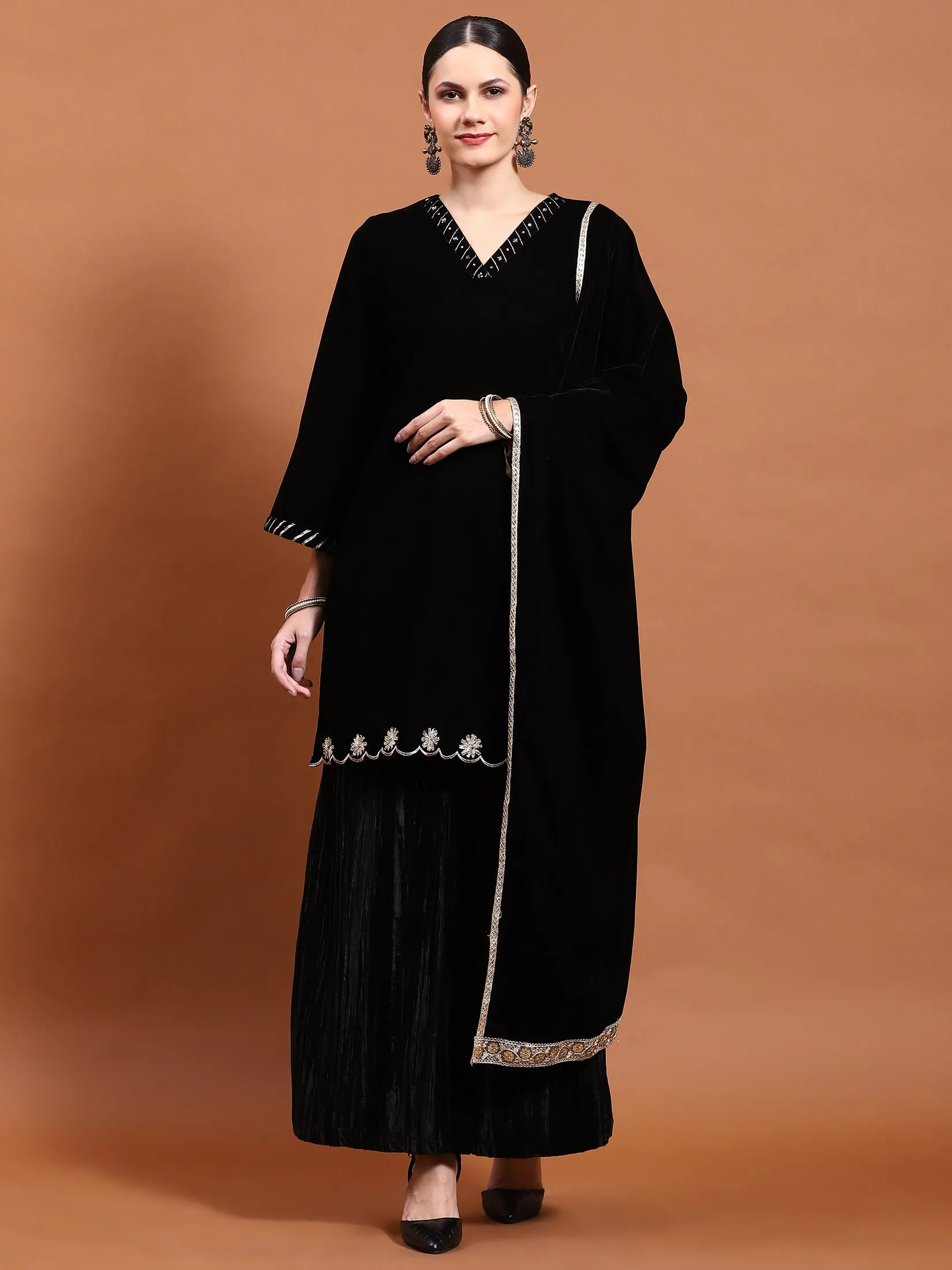 Winter Women Black Solid Kurti Wide Pant Dupatta