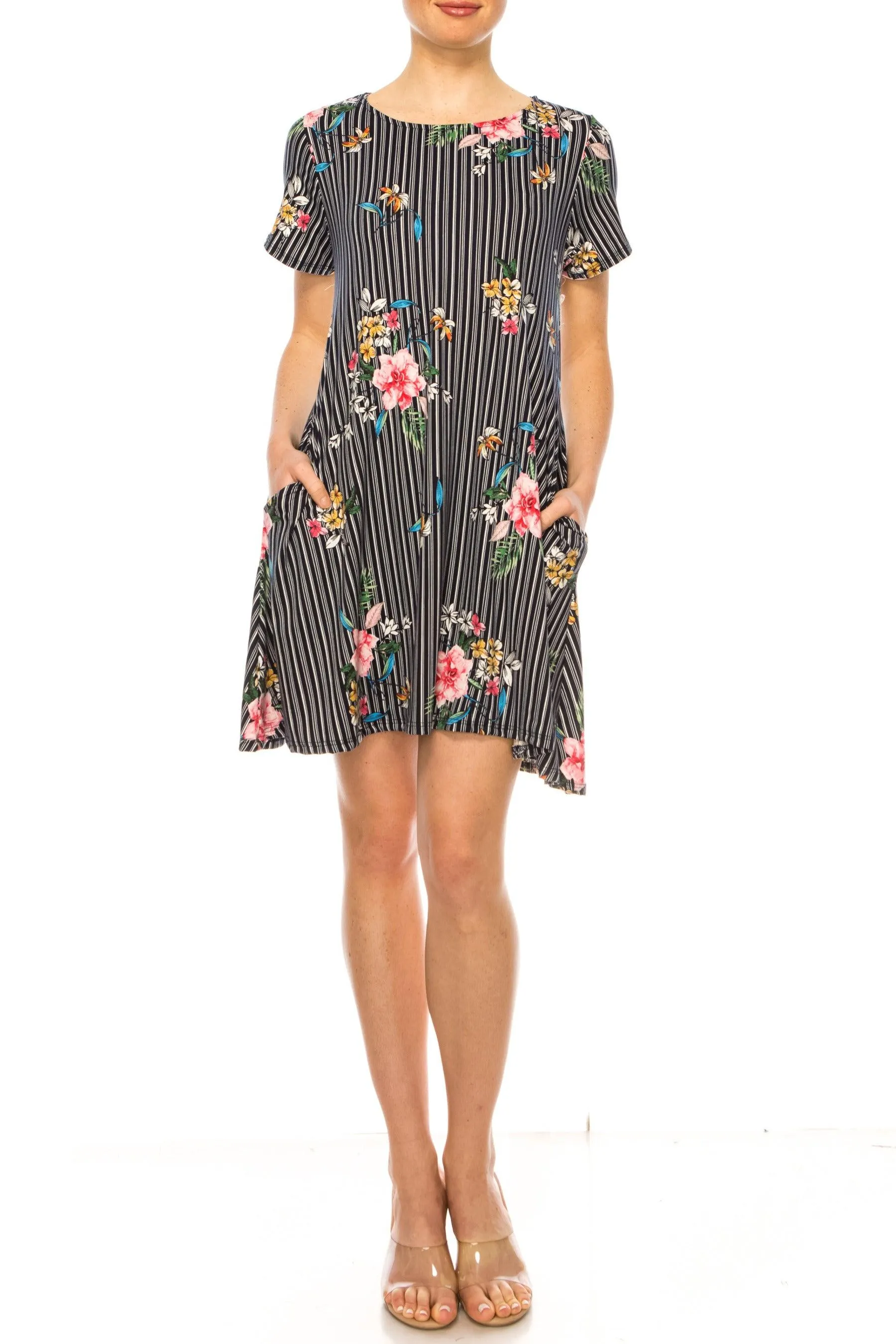 Women's Floral Short Sleeve Dress with Round Neckline and Side Pockets