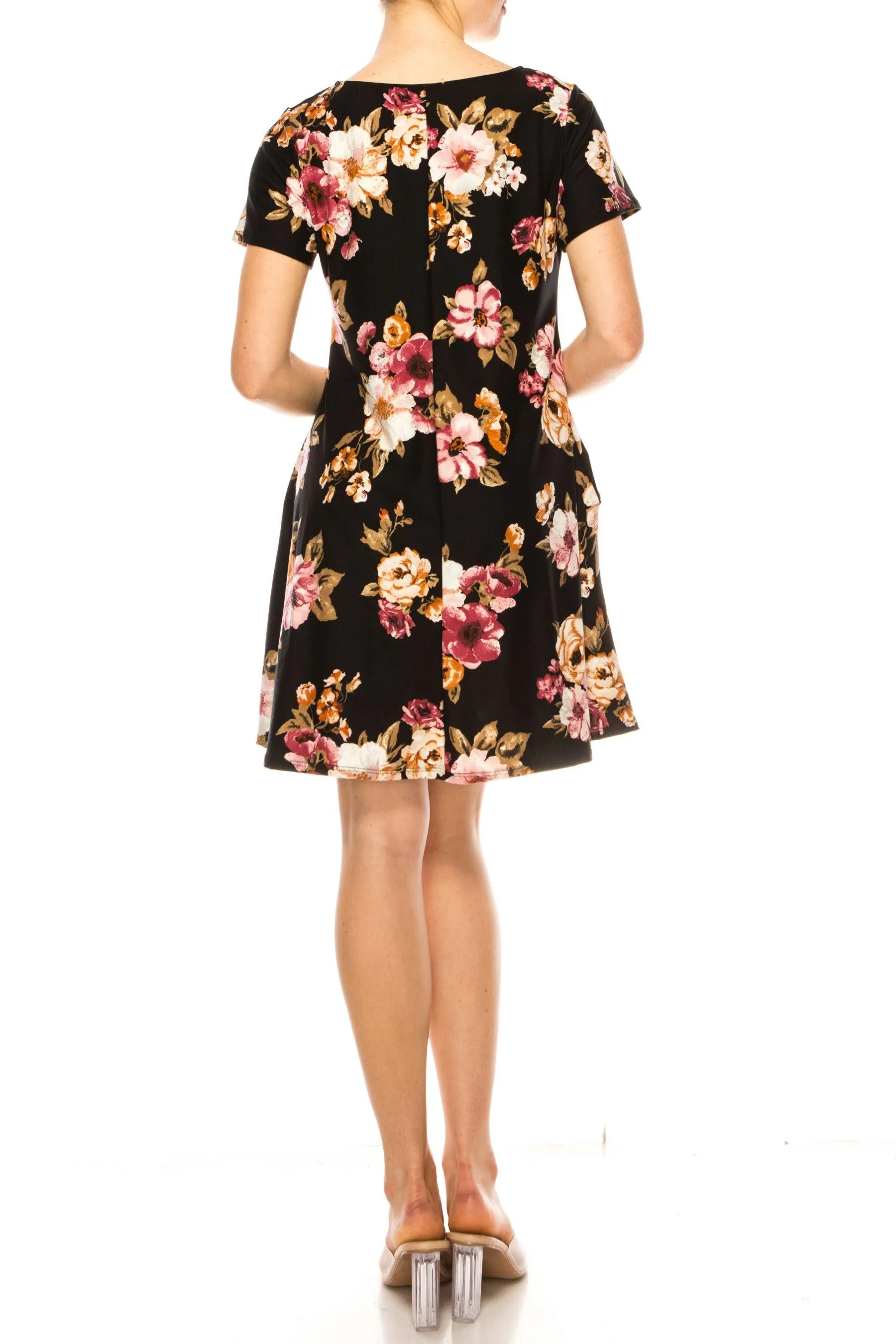 Women's Floral Short Sleeve Dress with Round Neckline and Side Pockets