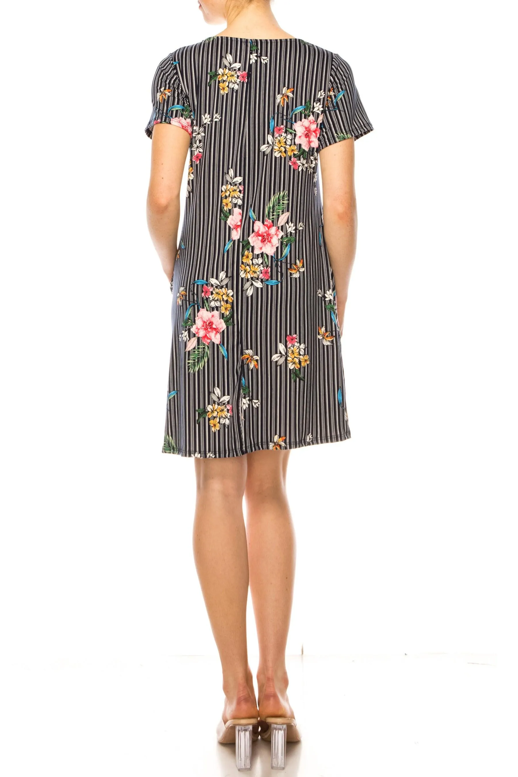 Women's Floral Short Sleeve Dress with Round Neckline and Side Pockets